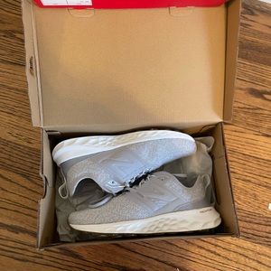 New Balance Women's Fresh Foam SPT V4 Running Shoe